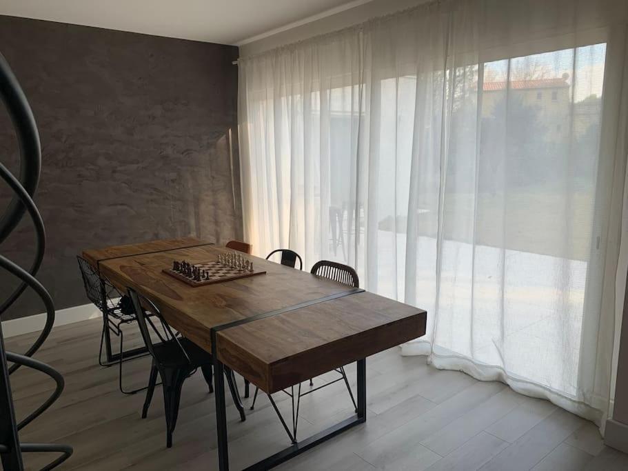 Villa Familiale 9 Pers Cabries Entre Aix Et Marseille 5 Min Gare Aix Tgv 15 Min Aeroport Mp Exterior foto